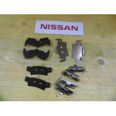 Original Nissan Micra K10 Montage Set Bremsbelag vorne 41080-04B27 41080-01B27 41080-01B29 41080-17B27