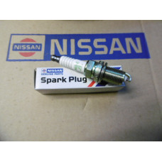Original Nissan Serena C23M Primera P10 Primera W10 Zündkerze 22401-53J04