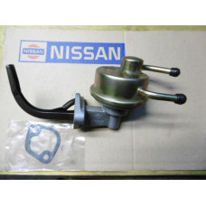 Original Nissan Urvan E24 Benzinpumpe 17010-01N25