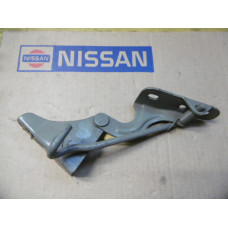 Original Nissan Datsun Cherry N10 Scharnier Motorhaube links 65401-M6600