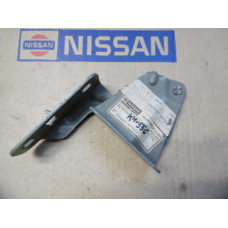 Original Nissan Datsun Cherry N10 Scharnier Motorhaube rechts 65400-M7060