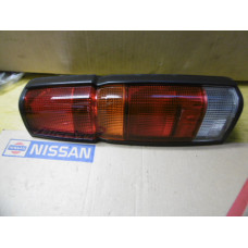Original Nissan Pickup D21 Rücklicht rechts B6550-23G05