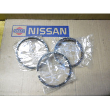 Original Nissan Datsun Bluebird 910 Urvan E23 Cabstar F22 Kolbenringe 12033-N8520