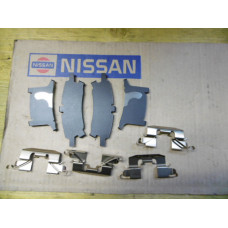 Original Nissan Pathfinder R51 Montage Set Bremsbelag hinten 44080-EA026