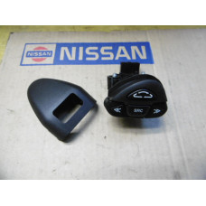 Original Nissan Almera Terrano X-Trail Primera Almera Tino Bedienung Radio 25552-9F500