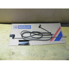 Original Nissan Bluebird 910 Antenne B8205-W2912