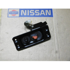 Original Nissan Prairie M11 Verriegelung Tür hinten links 82475-35R00