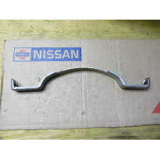 Original Nissan Prairie M10 Auspuffhalter 20621-08R00