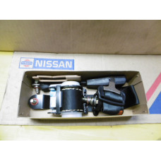 Original Nissan Datsun Sunny B310 Sicherheitsgurt vorne rechts 86830-H8811