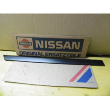 Original Nissan Primera P10 Zierleiste Tür hinten rechts 82870-3F000