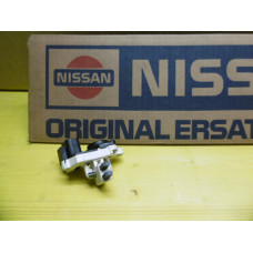 Original Nissan Serena C23M Regler Lichtmaschine 23215-D9700