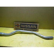 Original Nissan Bluebird 910 Auspuffrohr 20030-W2210