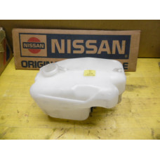 Original Nissan Micra K10 Waschwasserbehälter 28910-05B00